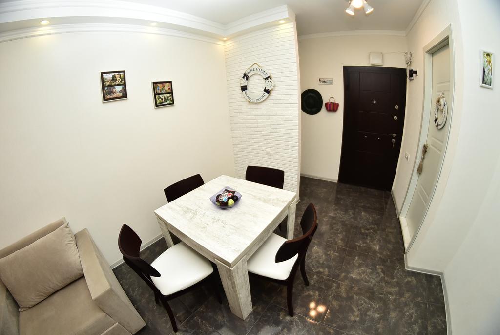 Stars Apartment باتومي المظهر الخارجي الصورة
